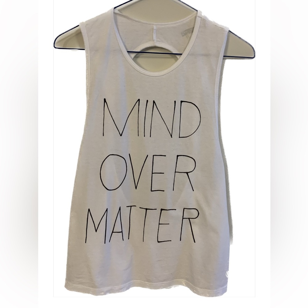Forever 21 women’s workout tank top